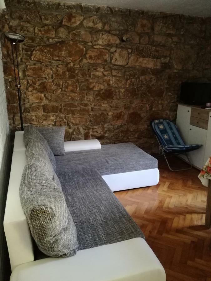 Lili Apartments, Sv Dunata 18 Kornić Екстериор снимка